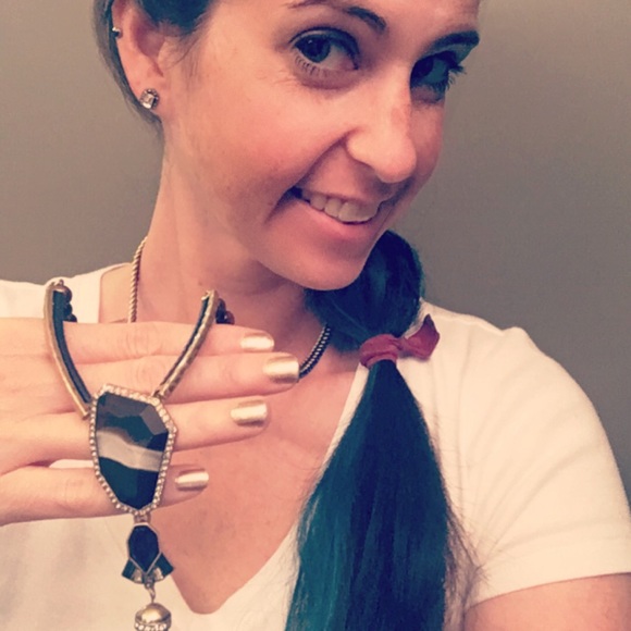 Meet your Posher, Kara - Picture 7 of 8